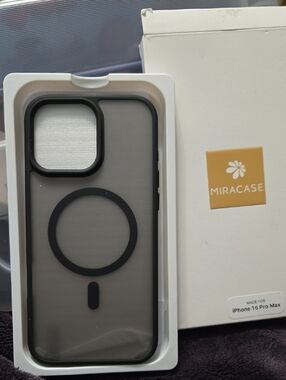 Black MagSafe-Compatible iPhone 16 Pro Max Protective Case